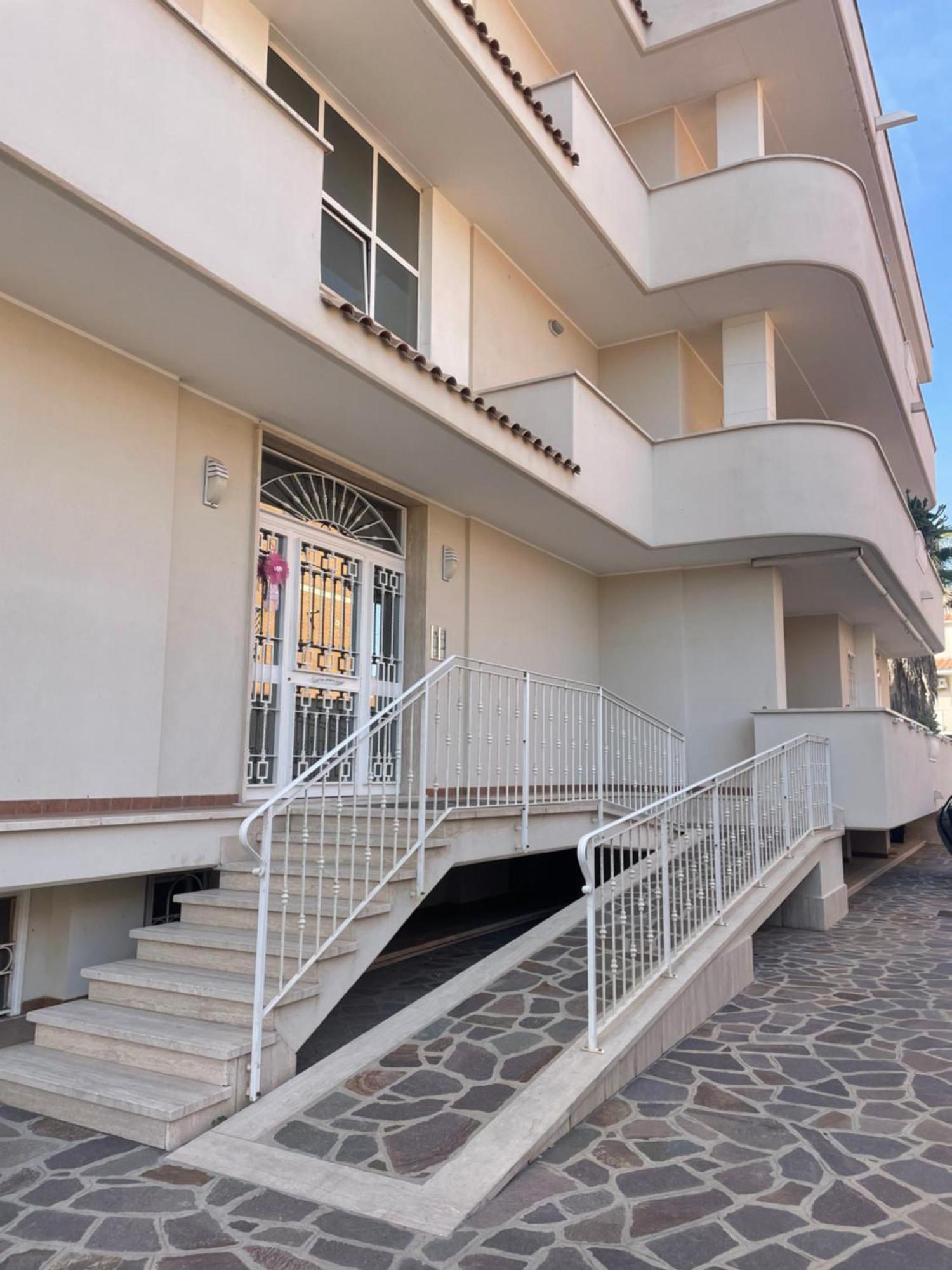Home With Parking Near The Airport And Beach Fiumicino Zewnętrze zdjęcie